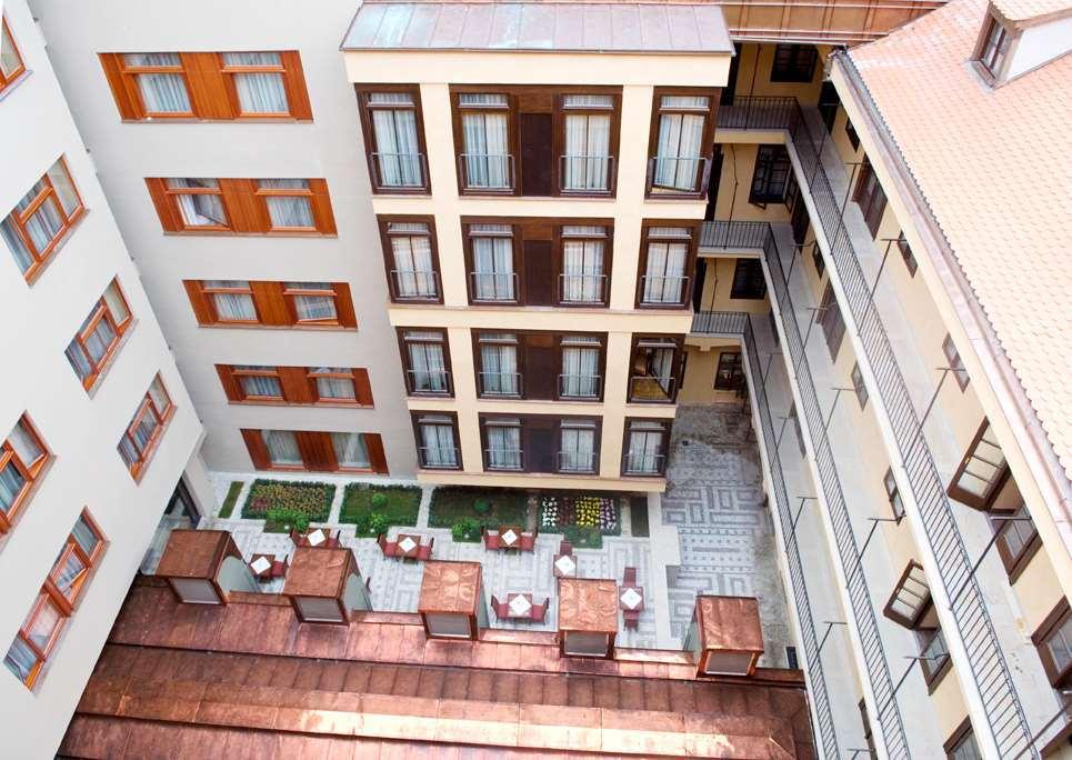 Majestic Plaza Hotel Prague Exterior photo